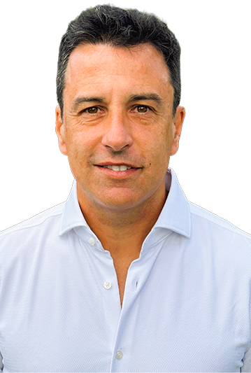 Portrait of Daniel Serravite